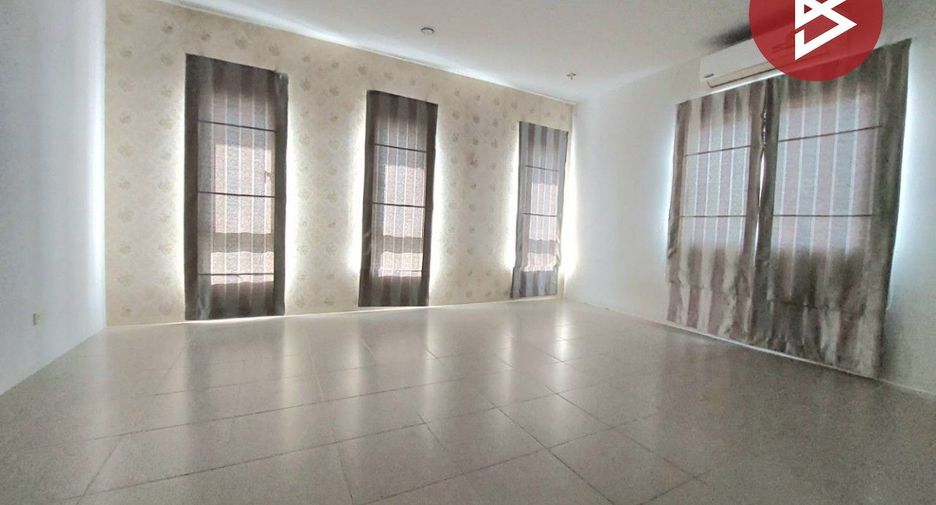 À vendre 2 chambres maison de ville à Mueang Nakhon Si Thammarat, Nakhon Si Thammarat