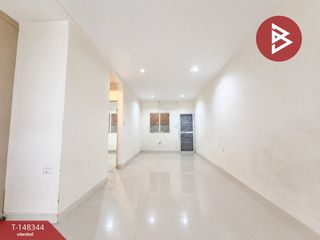Casa adosada en venta de 4 habitaciones en Mueang Samut Sakhon, Samut Sakhon