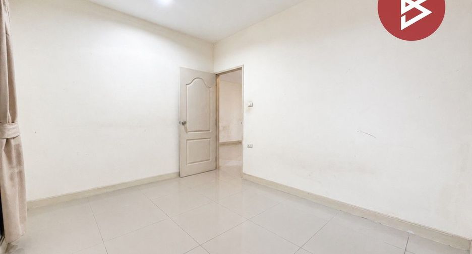 Casa adosada en venta de 4 habitaciones en Mueang Samut Sakhon, Samut Sakhon