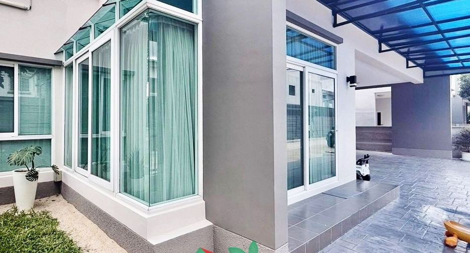 For sale 4 ベッドルーム house in Don Mueang, Bangkok
