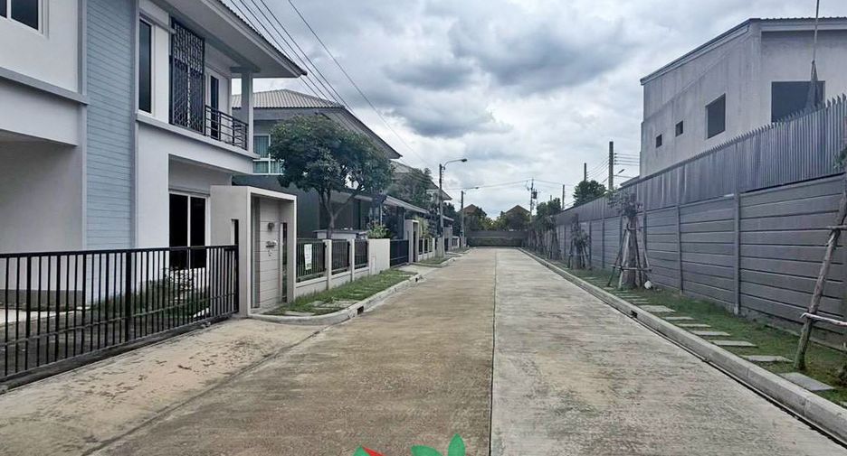 For sale 4 ベッドルーム house in Don Mueang, Bangkok