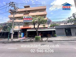 Apartamento en venta de 12 habitaciones en Khlong San, Bangkok