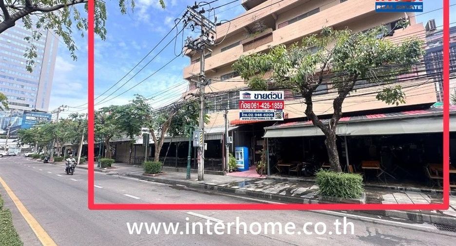 Apartamento en venta de 12 habitaciones en Khlong San, Bangkok