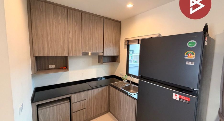 Casa adosada en venta de 4 habitaciones en Prawet, Bangkok