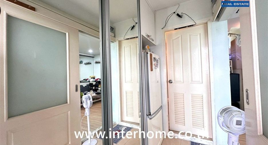 À vendre 1 chambre condo à Bang Kapi, Bangkok