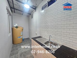 For sale 4 bedrooms townhouse in Lam Luk Ka, Pathum Thani