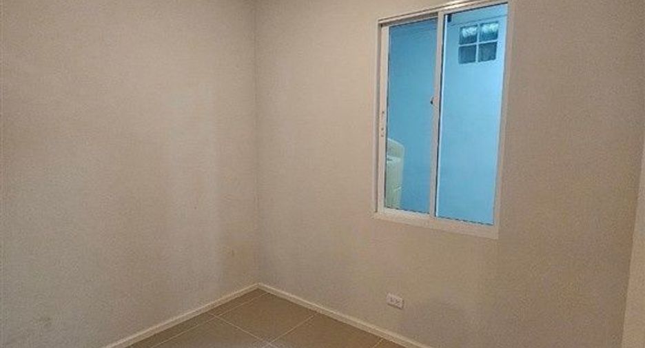 For sale 4 bedrooms townhouse in Lam Luk Ka, Pathum Thani