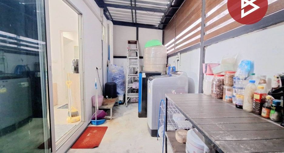Casa adosada en venta de 3 habitaciones en Mueang Samut Sakhon, Samut Sakhon