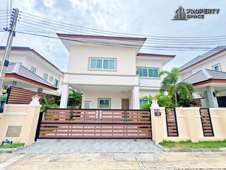 À louer 5 chambres villa à Bang Lamung, Chonburi