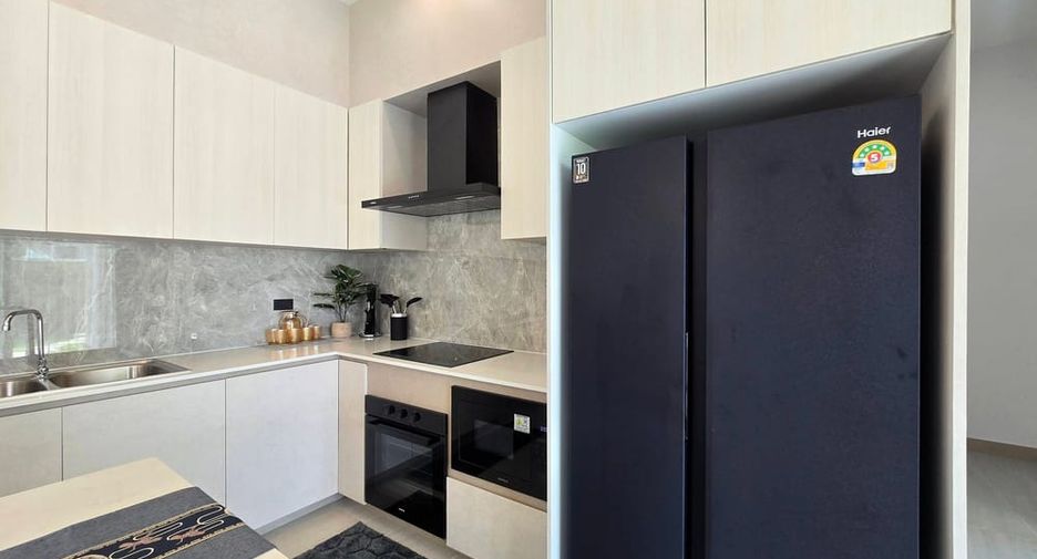 Villa en venta de 4 habitaciones en Bang Lamung, Chonburi
