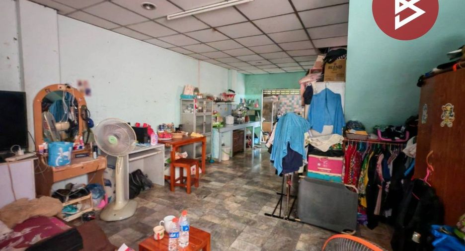 Reihenhaus zum Kauf mit 4 Zimmer in Lak Si, Bangkok