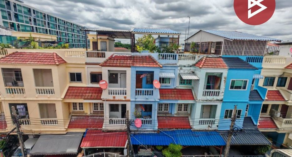 Reihenhaus zum Kauf mit 4 Zimmer in Lak Si, Bangkok