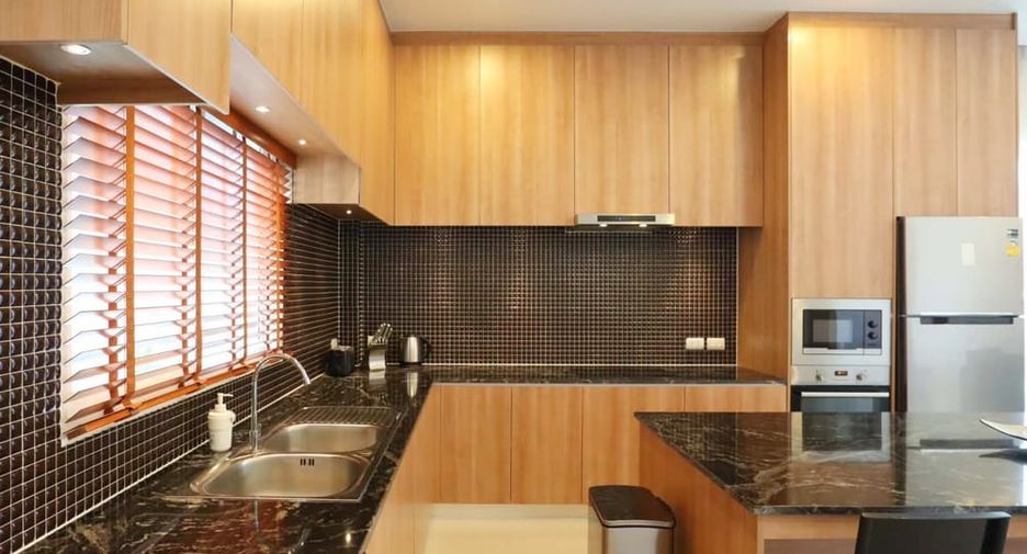 À louer et à vendre 3 chambres villa à Huay Yai, Pattaya