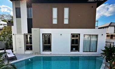 Villa zum Kauf mit 5 Zimmer in Bang Lamung, Chonburi