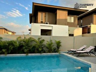 Villa en venta de 5 habitaciones en Bang Lamung, Chonburi