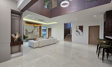 Villa zum Kauf mit 5 Zimmer in Bang Lamung, Chonburi