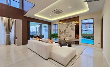 Villa zum Kauf mit 5 Zimmer in Bang Lamung, Chonburi
