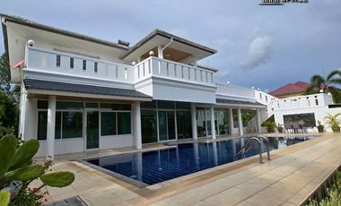 Villa zur Miete und zum Kauf mit 5 Zimmer in Bang Lamung, Chonburi