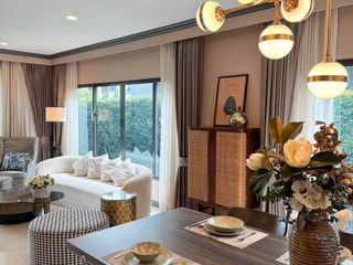 For rent 4 bedrooms house in Bang Kapi, Bangkok