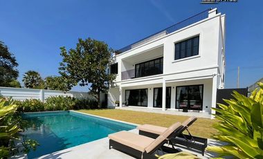 Villa zur Miete und zum Kauf mit 5 Zimmer in Bang Lamung, Chonburi