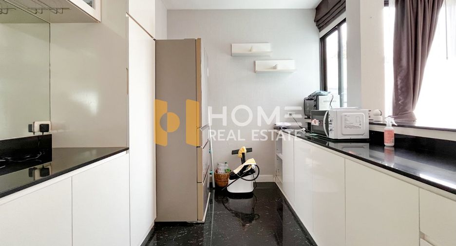 For sale 5 bedrooms house in Prawet, Bangkok