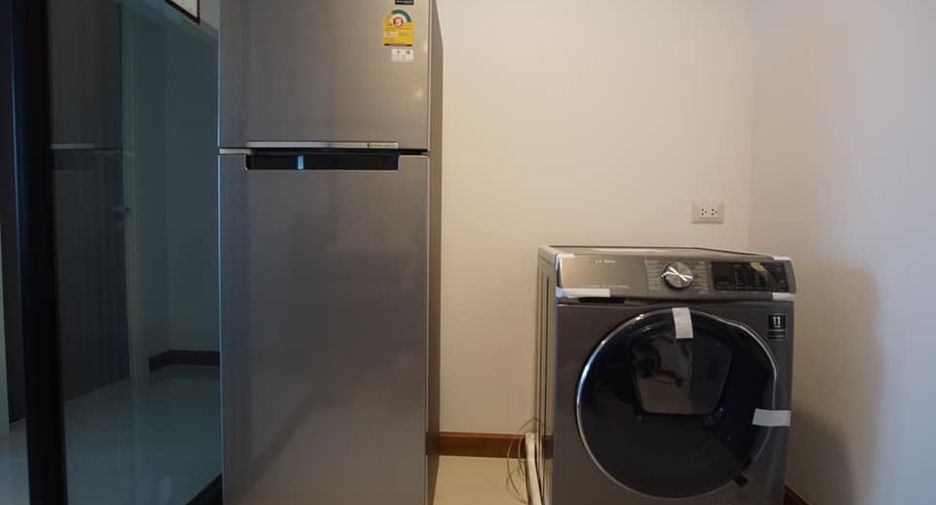 Wohnung zur Miete mit 1 Zimmer in Khlong San, Bangkok