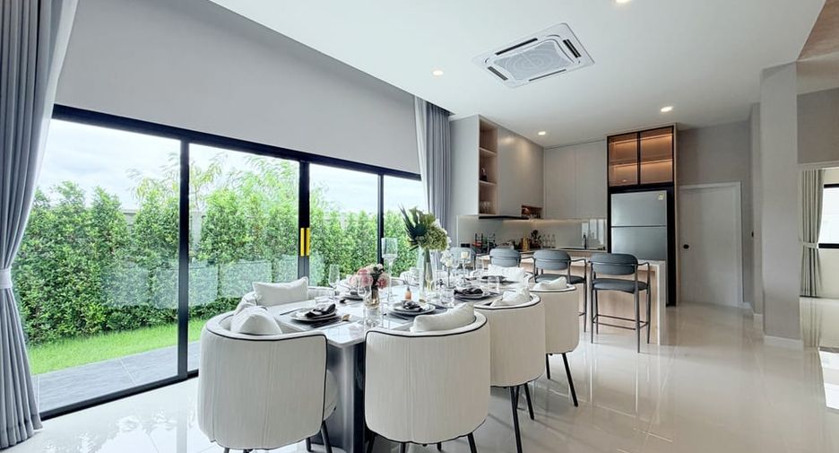 À louer 4 chambres villa à Huay Yai, Pattaya