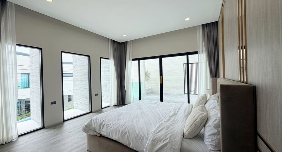 À louer 4 chambres villa à Huay Yai, Pattaya