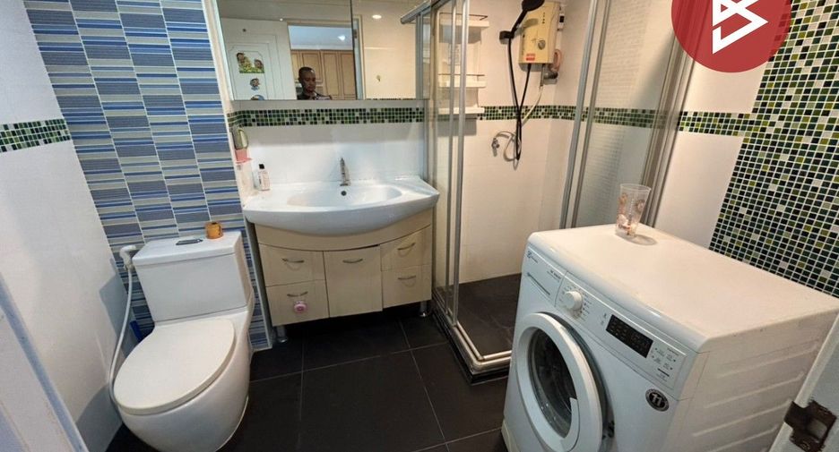 Condo en venta de 1 habitaciones en Si Racha, Chonburi