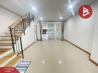 Casa adosada en venta de 3 habitaciones en Mueang Chon Buri, Chonburi