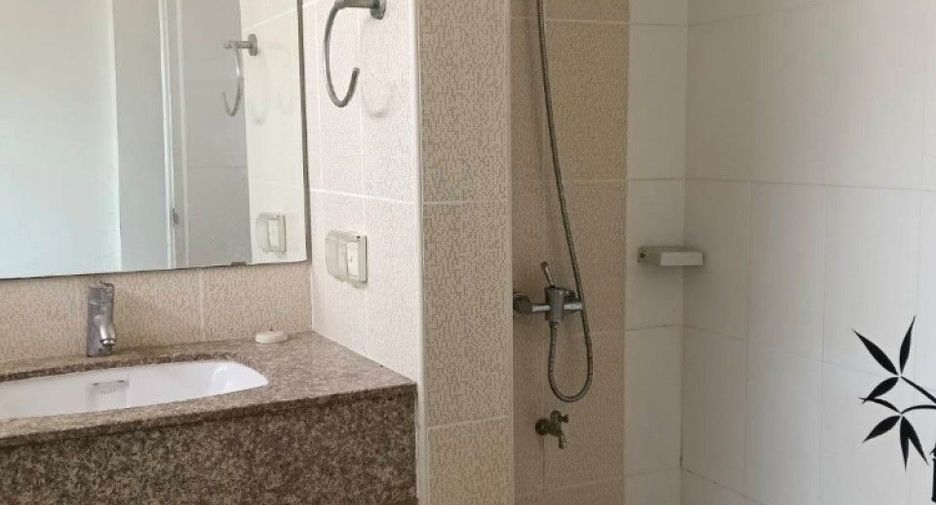 À vendre 4 chambres maison à Mueang Phitsanulok, Phitsanulok