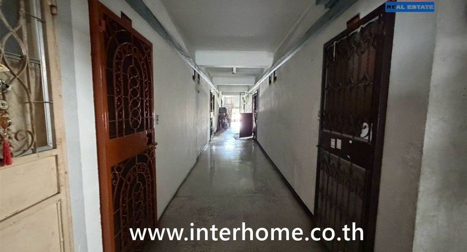 For sale 1 bed condo in Min Buri, Bangkok