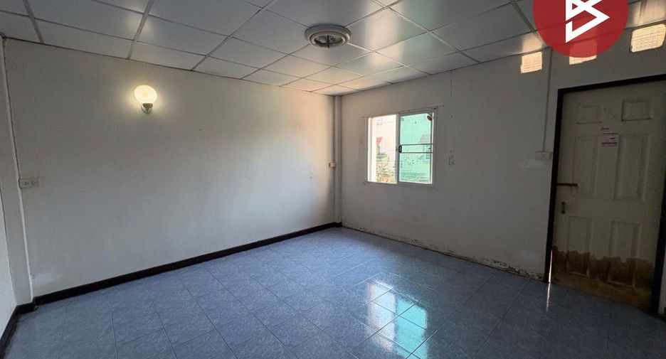 For sale 2 bedrooms townhouse in Phanom Sarakham, Chachoengsao