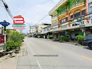 For sale 2 bedrooms retail Space in Mueang Nonthaburi, Nonthaburi