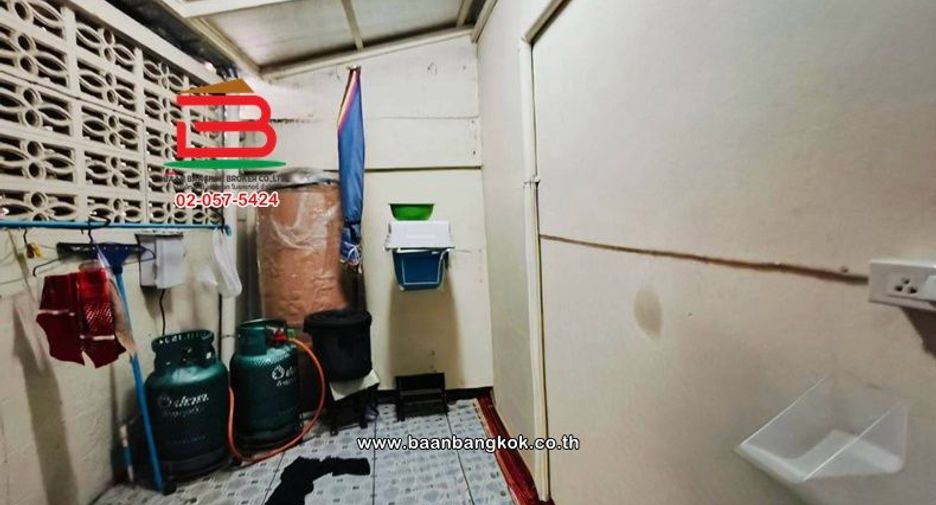 For sale 2 bedrooms retail Space in Mueang Nonthaburi, Nonthaburi