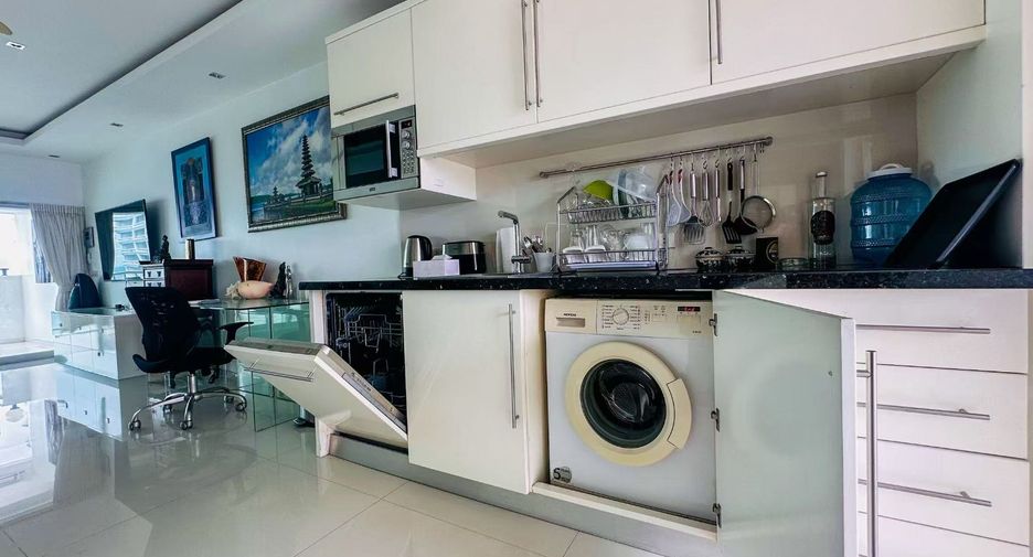 For sale 1 bed condo in Bang Lamung, Chonburi