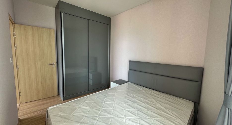For rent 2 bedrooms condo in Bang Na, Bangkok