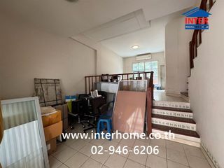 For sale 3 bedrooms townhouse in Lat Phrao, Bangkok