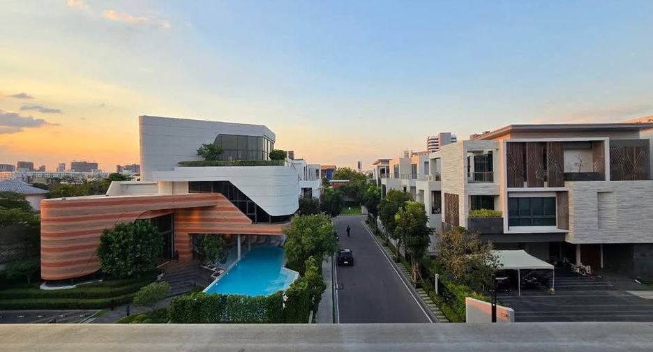Haus zur Miete mit 4 Zimmer in Suan Luang, Bangkok