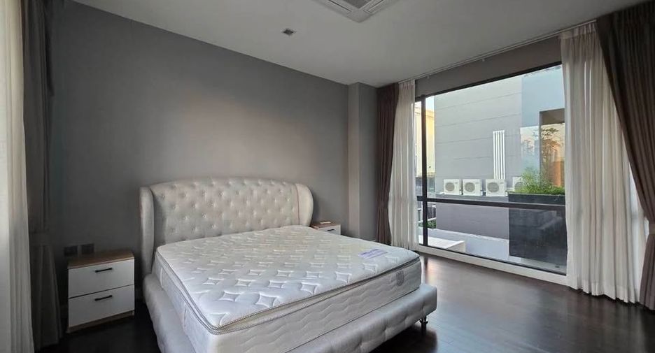 Haus zur Miete mit 4 Zimmer in Suan Luang, Bangkok