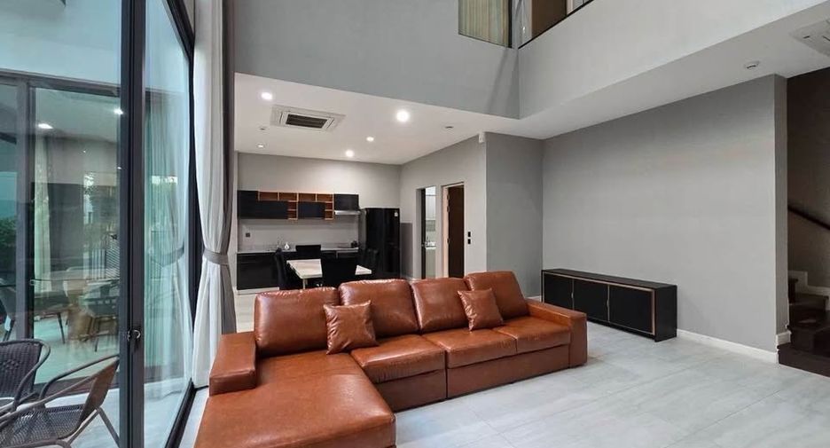 Haus zur Miete mit 4 Zimmer in Suan Luang, Bangkok