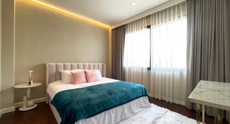 For rent 5 bedrooms house in Bang Sue, Bangkok
