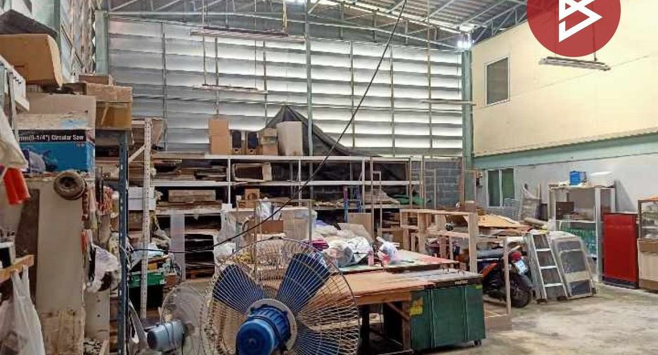 À vendre entrepôt à Mueang Samut Prakan, Samut Prakan