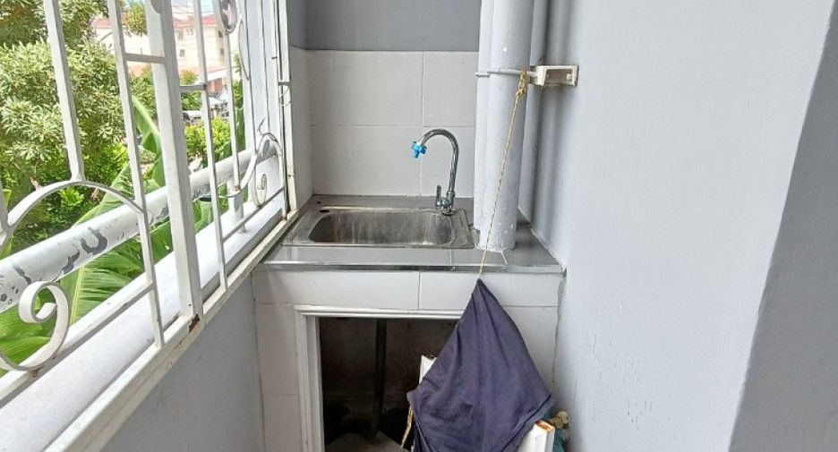 For sale 1 bed condo in Phra Samut Chedi, Samut Prakan