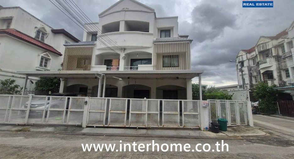 Продажа 4 спальни дом в Mueang Nonthaburi, Нонтабури