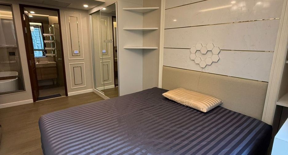 For rent 2 ベッドルーム condo in Huai Khwang, Bangkok