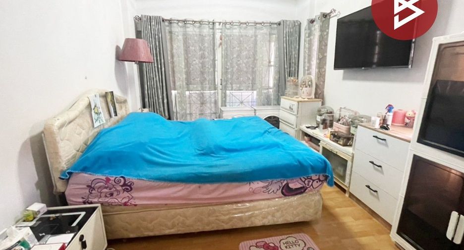 For sale 3 bedrooms house in Lat Lum Kaeo, Pathum Thani