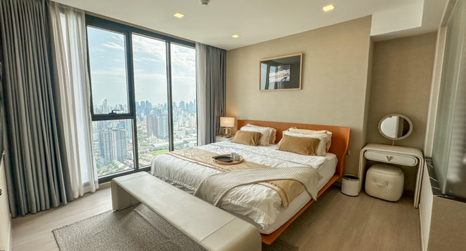 For rent 3 ベッドルーム condo in Huai Khwang, Bangkok