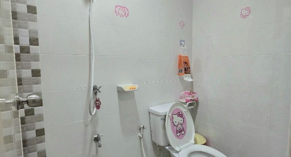 For sale 3 bedrooms townhouse in Phra Samut Chedi, Samut Prakan