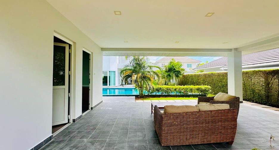 For sale 4 bedrooms house in Bang Lamung, Chonburi